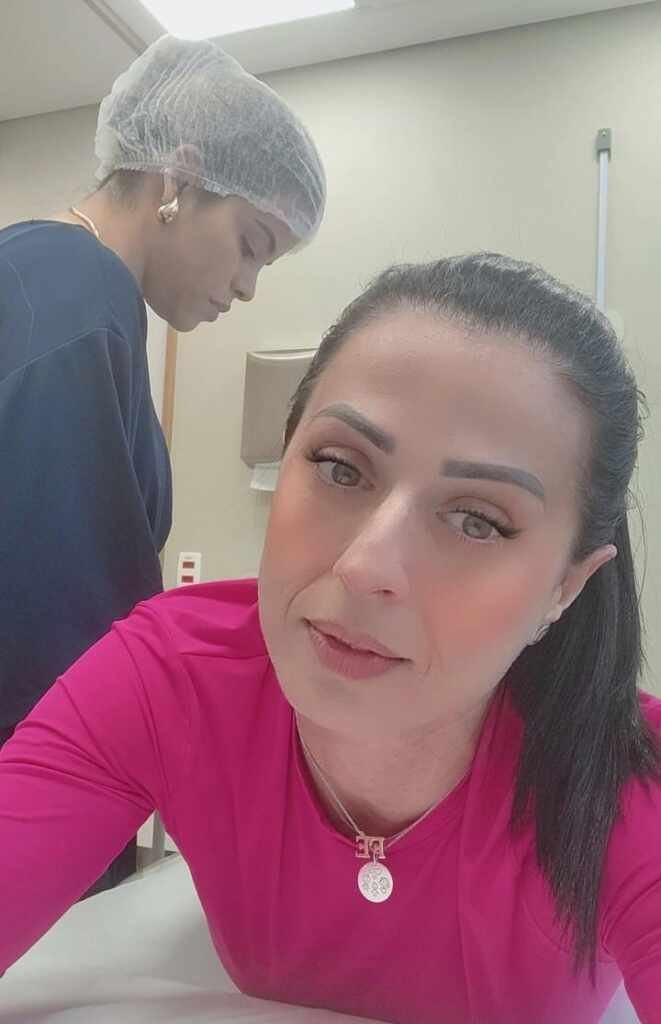 Musa da União da Ilha, Tatiana Breia contará com equipe especial nos preparativos para o desfile de 2025 17 Tatiana Breia e Dra Isabella 1