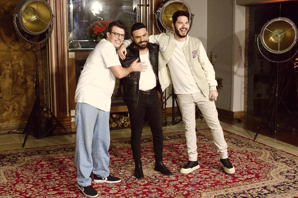 Anderson e Matheus inovam com colaborações em novos videoclipes com Thullio Milionário 19 dd545337 05e4 4048 ad63 fe67eba92af2 2 1