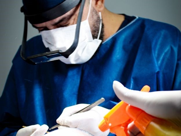 Tricologia avançada: Dr. Miguel Matteo desvenda os mistérios das doenças capilares Tricologia avançada: Dr. Miguel Matteo desvenda os mistérios das doenças capilares