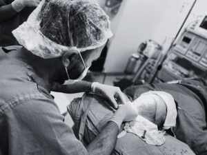 Dr. Miguel Matteo: especialista em Tricologia e Transplante Capilar que transforma vidas