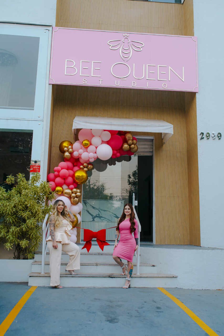 BEE QUEEN STUDIO Allana Azevedo e Leticia Marches por @oclaudiinho scaled