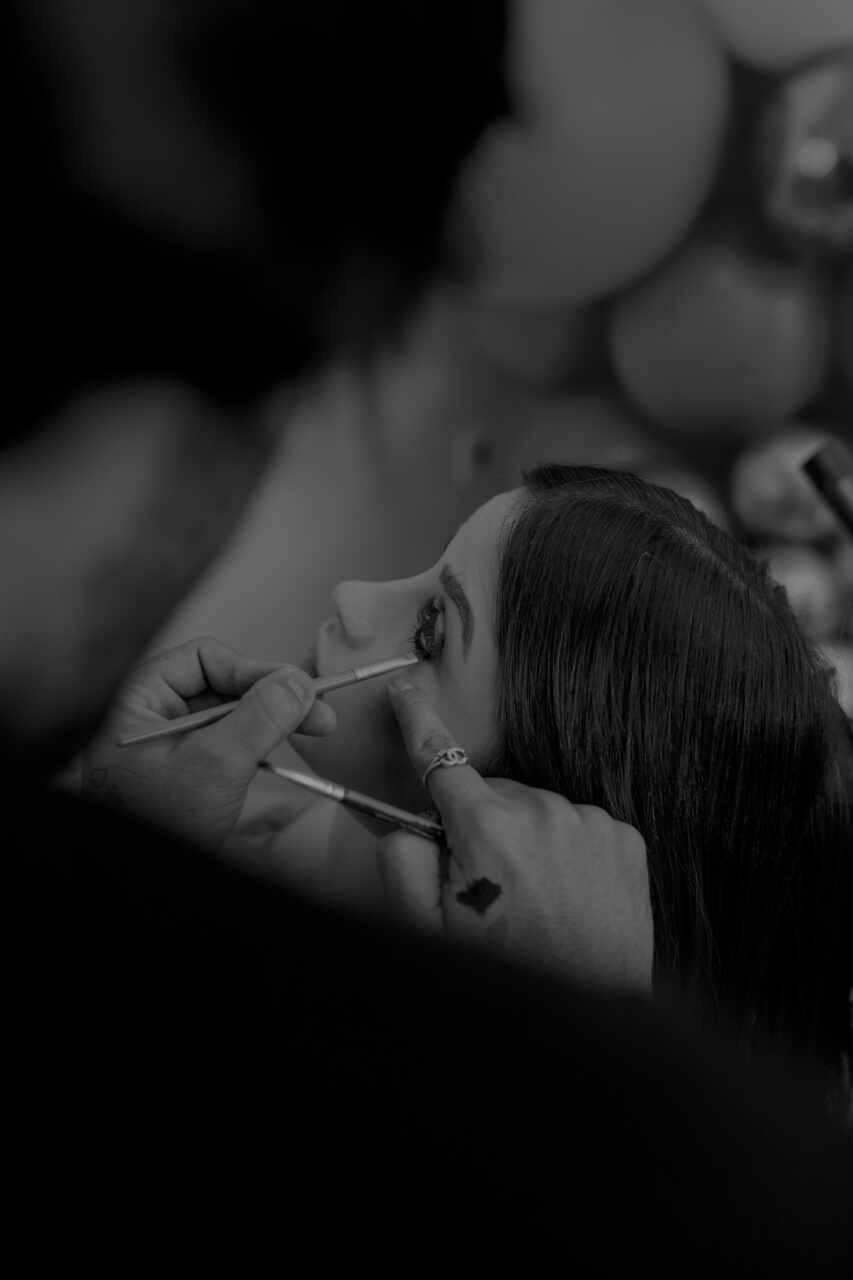 BEE QUEEN STUDIO Leticia Marches por @oclaudiinho scaled