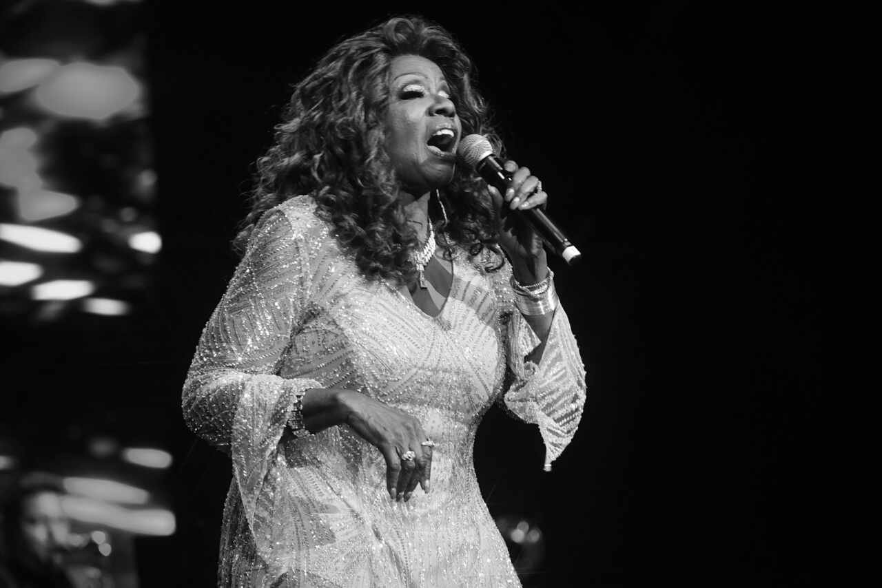 A grande Gloria Gaynor faz show memorável no Espaço Unimed em SP