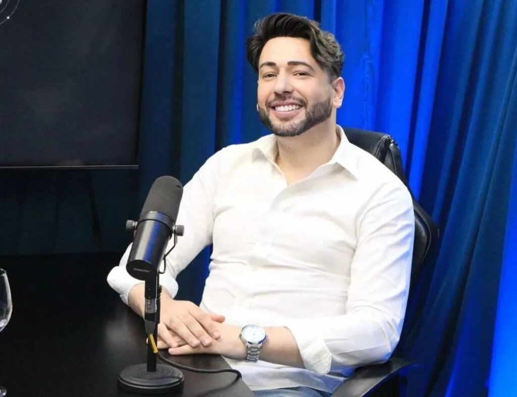 Podcast ‘O Mundo Inteligente’ Estreia com Conversas Relevantes e Informativas Podcast 'O Mundo Inteligente' Estreia com Conversas Relevantes e Informativas