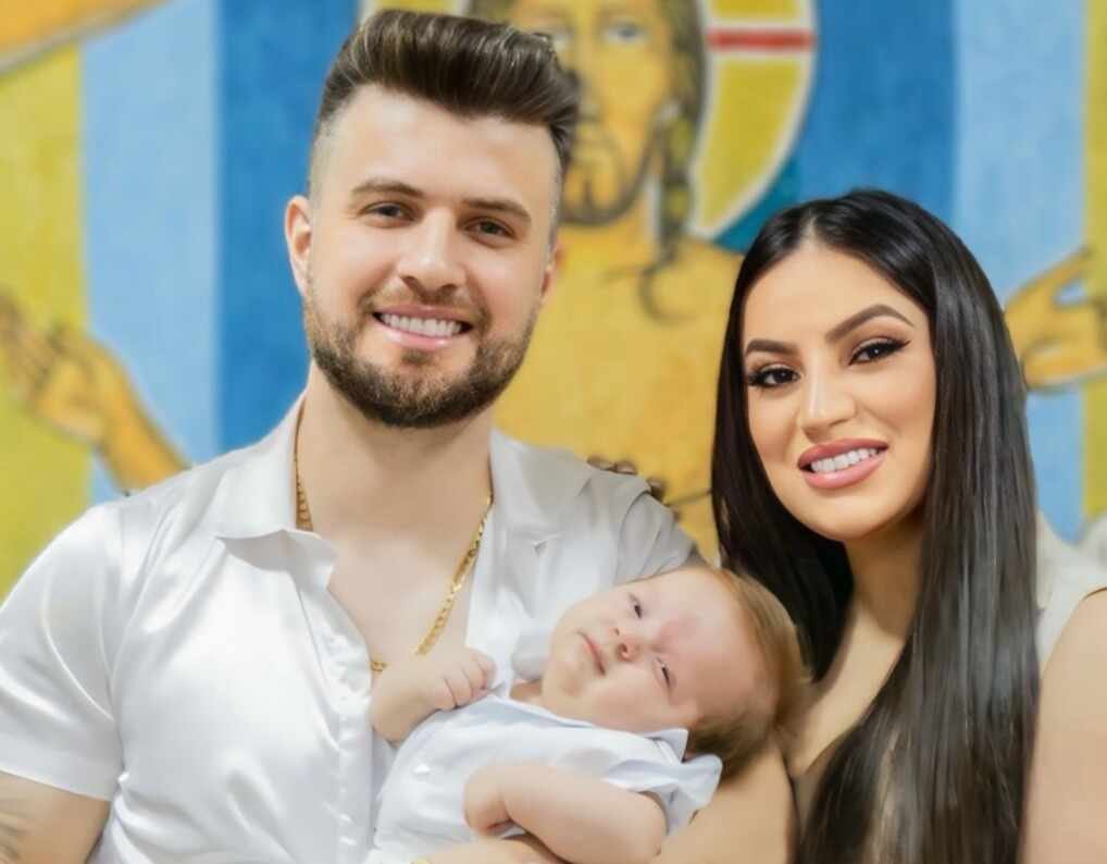 Conrado e sua Anna batizam o filho, Bernardo, em Goiânia Conrado e sua Anna batizam o filho, Bernardo, em Goiânia