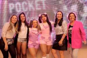 Kysha e Mine brilham em ‘pocket show’ inesquecível, sob a produção de Tia Dani
