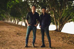 Zezé Di Camargo lança documentário gravado em sua fazenda em Goiás