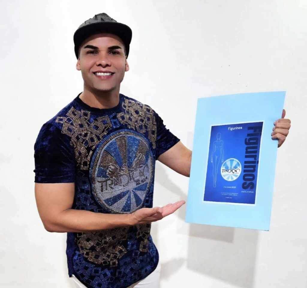 Rei de bateria da Tradição inicia preparativos com a fantasia da estreia Sapucaí 17 Bruno Pinheiro