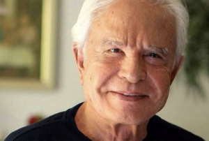 Morre o jornalista, locutor e apresentador Cid Moreira