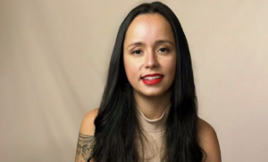 Thayse Ribeiro: A especialista em loiros que está transformando o mercado com o método Liso Personalizado