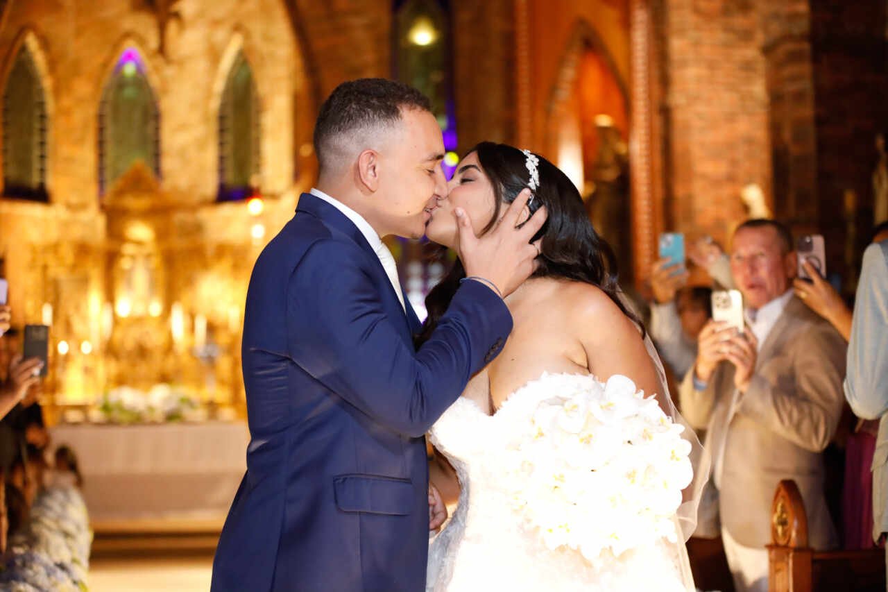 João Gomes e Ary Mirelle trocam alianças em casamento íntimo nesta segunda (21) em Recife 23 João Gomes e Ary Mirelle trocam alianças em casamento íntimo nesta segunda (21) em Recife