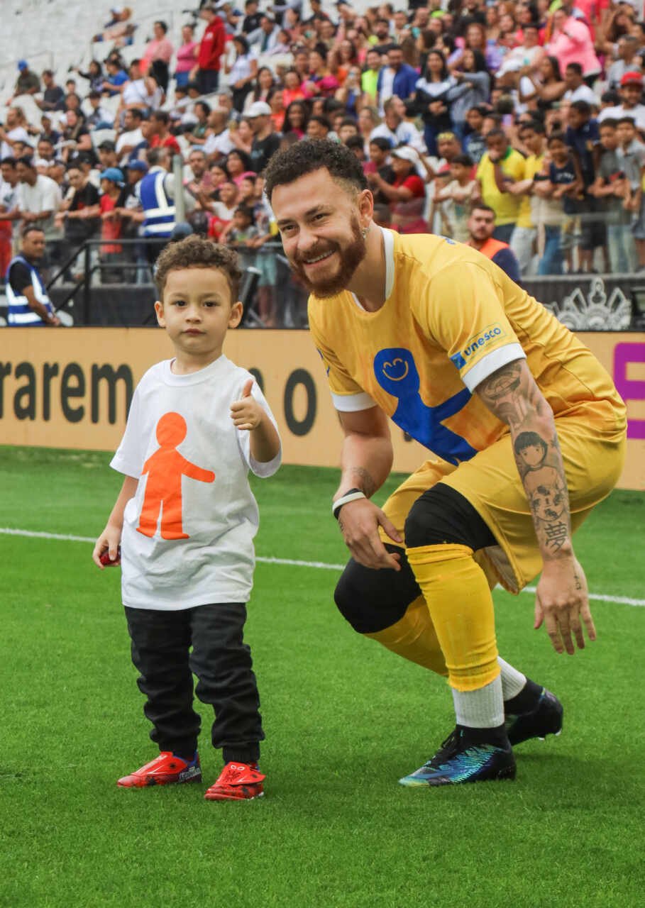 Fred Bruno marca presença no Futebol da Esperança, mas Cris quem rouba a cena 19 Fred Bruno marca presença no Futebol da Esperança, mas Cris quem rouba a cena