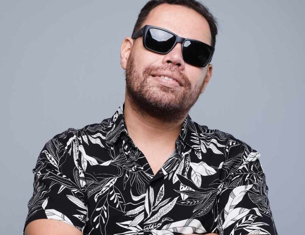 Amauri Nascimento lança clipe de 'Deserto' com remix e feat de talentos pernambucanos 17 Amauri Nascimento lança clipe de 'Deserto' com remix e feat de talentos pernambucanos