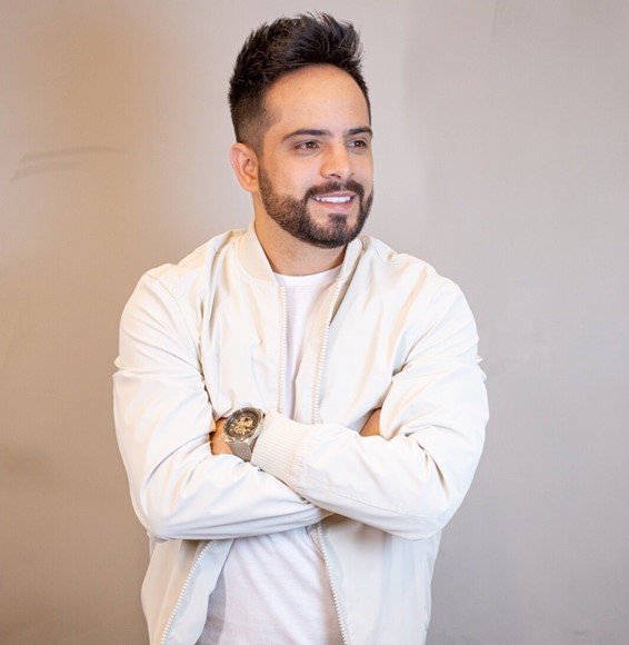 Alisson Ferraz: A Ascensão de um Talento Sertanejo e Sua Trajetória Musical 15 Imagem2 4