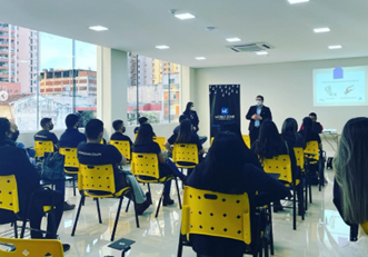 Paola Doldán Impulsa el Crecimiento Empresarial en Ciudad del Este, Paraguay 17 Imagem8