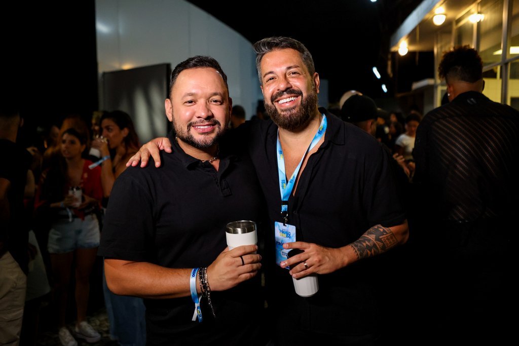 Yan grava “PagodYANdo nas Alturas” no Morro da Urca e reúne nomes consagrados do gênero 35 Junior Cabral e Rafael Cuia 5495