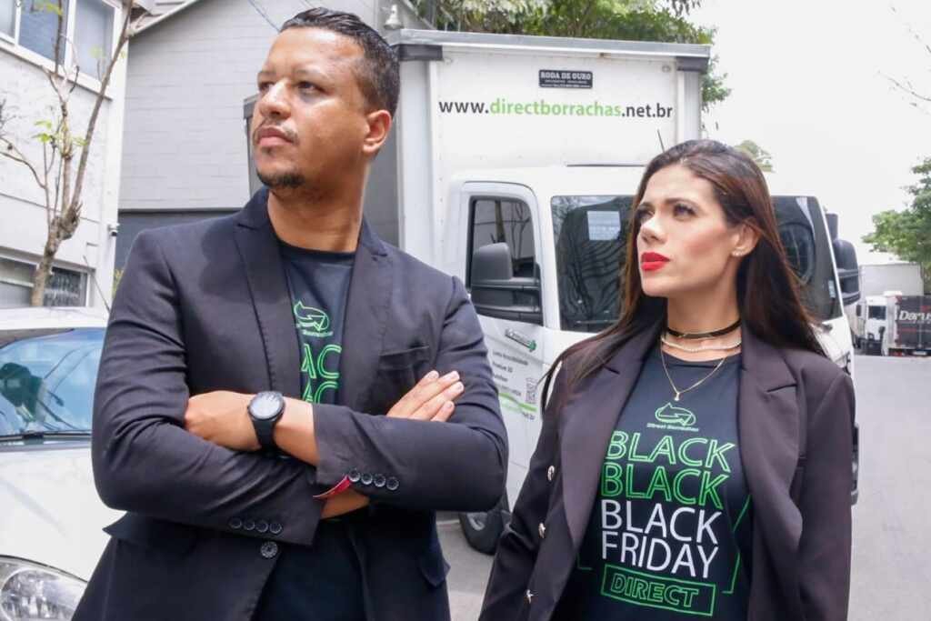 Jéssica Vieira e Adriano Rocha da Direct Borracha trazem novidades para a Black Friday 2024 Jéssica Vieira e Adriano Rocha da Direct Borracha trazem novidades para a Black Friday 2024