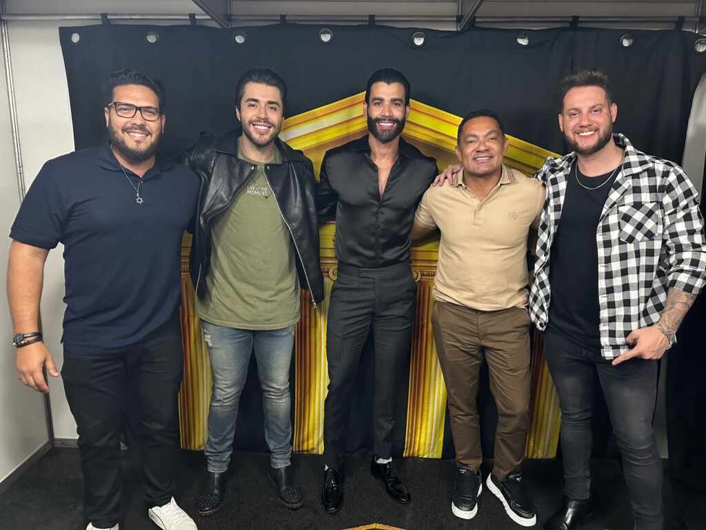 Toninho Duettos e Gusttavo Lima se unem para agenciar Bruno & Denner Toninho Duettos e Gusttavo Lima se unem para agenciar Bruno & Denner