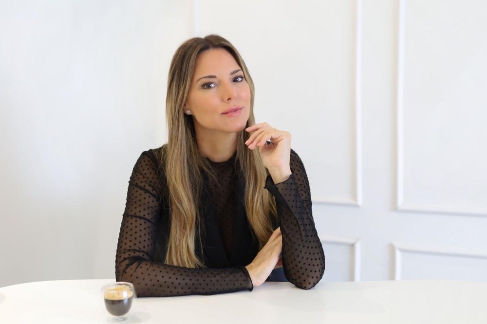 Harmonização Facial: A Arte de Resgatar a Beleza, a Confiança e a Autoestima por Renata Marins Desanexadas