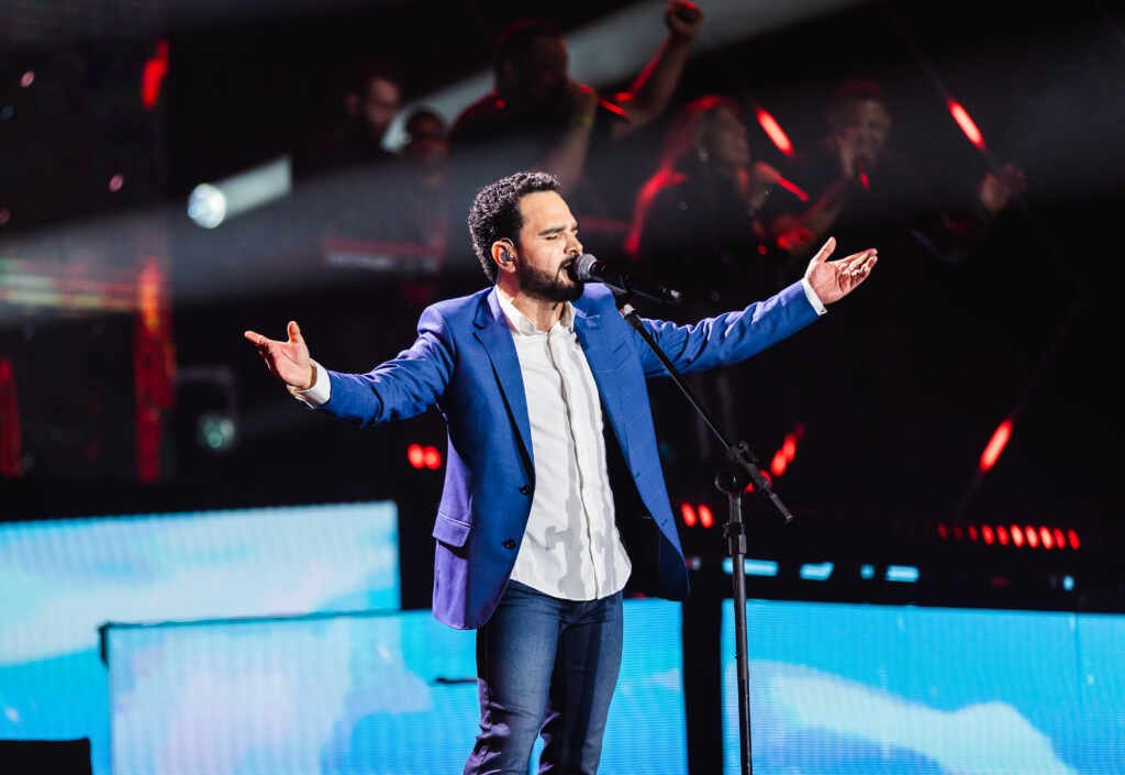 Luciano Camargo lança “Vai Passar”, primeiro Single de seu novo projeto Gospel, ‘Unidos pela Fé’ Luciano Camargo lança “Vai Passar”, primeiro Single de seu novo projeto Gospel, ‘Unidos pela Fé’