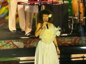 PromoAção promove noite mágica com show de Vanessa da Mata no Navio do Zeca Pagodinho