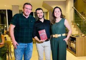 Anderson Zanchin realiza Lançamento do Livro “Encontre Sua Marca 4” em Santos SP.