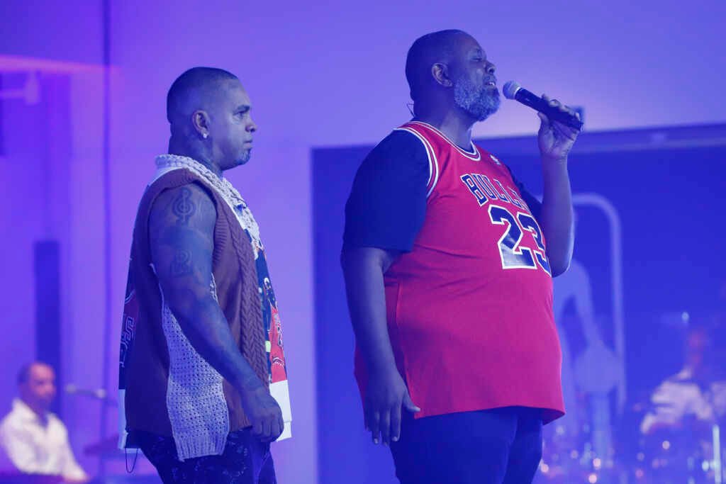 Rodriguinho e Péricles juntos em “Abismo/Depois Que A Gente Ficou”, single do projeto “Rodriguinho no Game” Rodriguinho e Péricles juntos em "Abismo/Depois Que A Gente Ficou", single do projeto "Rodriguinho no Game"