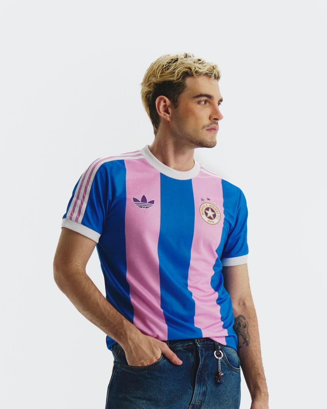 Em coleção inédita, Adidas e Jão lançam camisa inspirada na música ‘Meninos e Meninas’ 20 4