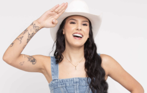 Ana Castela embarca em seu primeiro cruzeiro com participações especiais