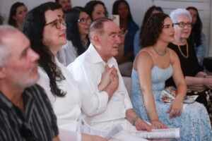 Renato Aragão celebra 90 anos com homenagem no Santuário Cristo Redentor