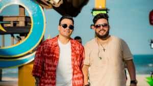 Gustavo Moura e Rafael lançam “Padrinho”, faixa inédita do projeto “Rolezão Diferente”