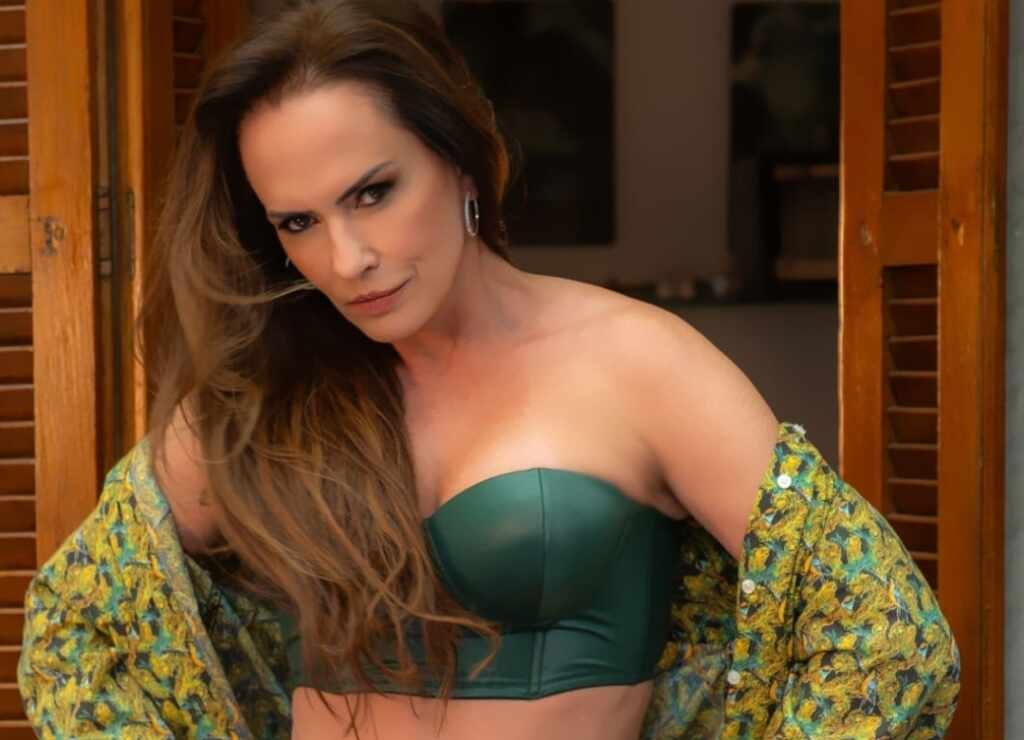 Núbia Oliiver fala sobre sucesso no OnlyFans: “Nada de muito explícito"