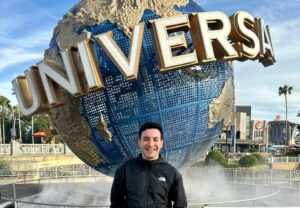 Cantor Leandro Borges escolhe Orlando para seu destino de férias