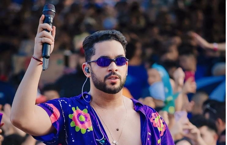 Henry Freitas estreia no Carnaval de Salvador com o “Bloco 1000%” No topo das paradas de sucesso, Henry Freitas relembra sua trajetória na música