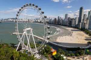 O que é Descer para BC: Glamour, o agro e as atrações de Balneário Camboriú