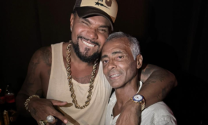 Naldo Benny agita festa de aniversário de 59 anos de Romário
