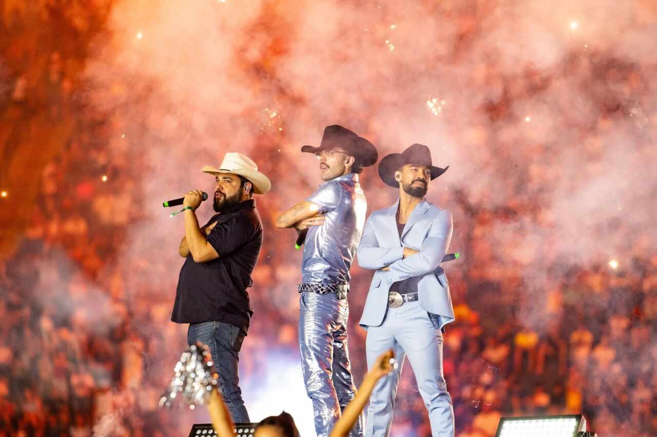 AgroPlay disponibiliza show de intervalo inspirado no Super Bowl em Futebol Solidário 21 CountryBeat e Luan Pereira por Felipe Franco @felipefrancoftg scaled