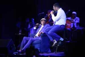 Milton Nascimento e Criolo surpreendem público em show de Teresa Cristina e Portela no Vivo Rio