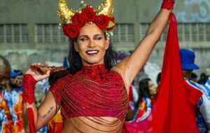 Gato de Salto representará Iansã no desfile da Em Cima da Hora