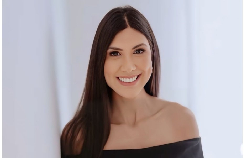 Advogada viraliza no TikTok ao transformar dor do divórcio em inspiração para milhares de mulheres