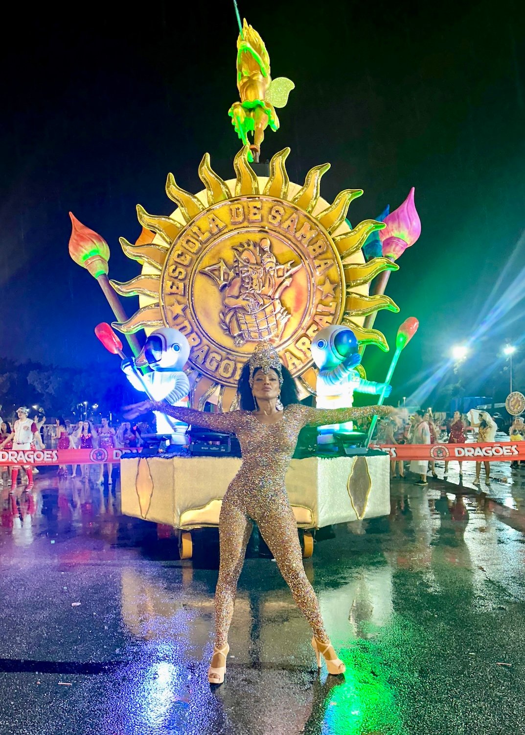 Rainha das Rainhas Simone Sampaio – 30 Anos de Carnaval e a Paixão que Transcende a Passarela 24 Simone Sampaio - Crédito da Foto: Renato Cipriano e Zuleika Ferreira / Divulgação