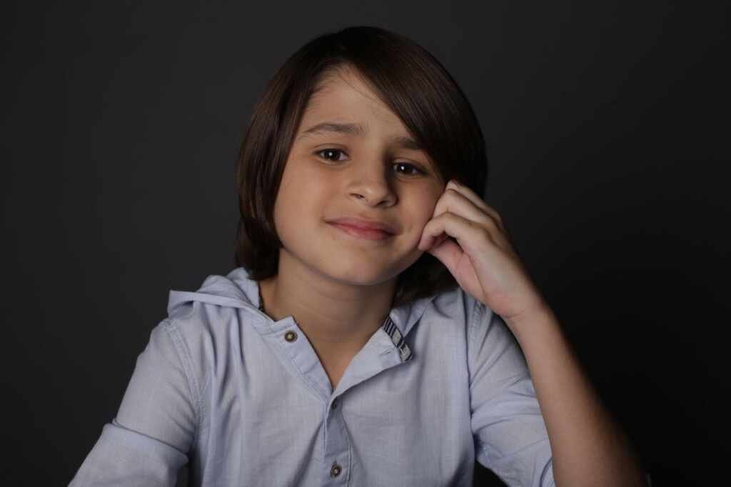 Arthur Monteiro: Aos 12 anos, jovem ator brasileiro brilha em série internacional da Netflix Arthur Monteiro: Aos 12 anos, jovem ator brasileiro brilha em série internacional da Netflix