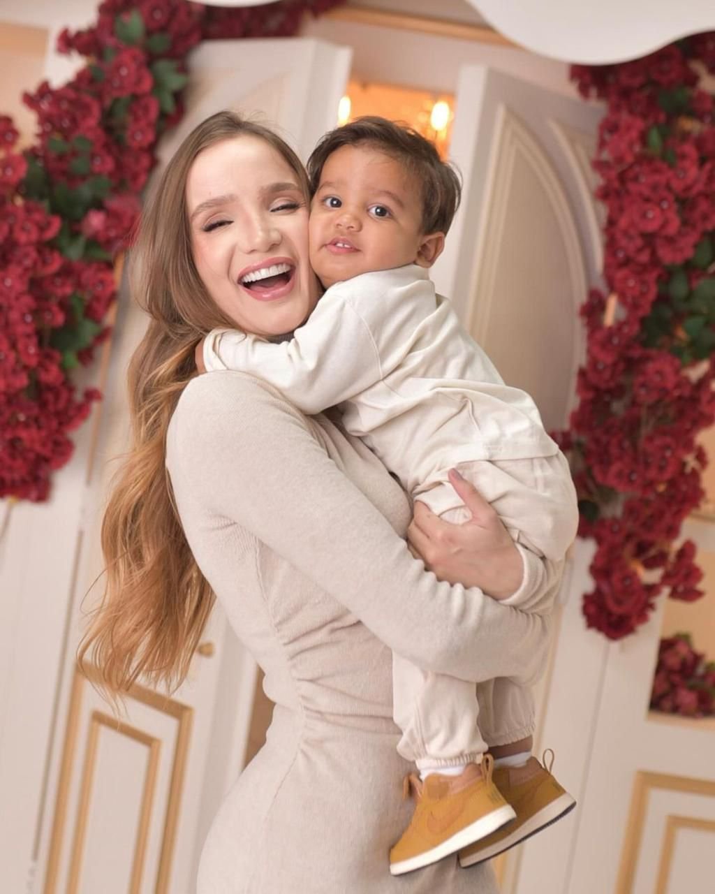 Anna Livya reflete sobre maternidade real: “Tentar ser a mãe perfeita foi meu maior erro” 19 WhatsApp Image 2025 02 24 at 12.49.26