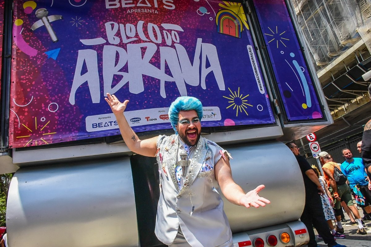 Thiaguinho agita o Bloco do Abrava e contagia a Avenida Faria Lima no Carnaval de SP 19 Foto: Will Dias / Brazil News