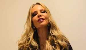 Niterói celebra os 40 anos do Axé com Márcia Freire em uma noite inesquecível