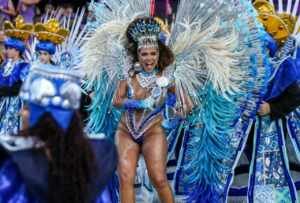 Ale Jansen encerra o carnaval de 2025 com jornada tripla na Marquês de Sapucaí