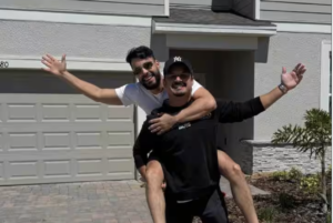 Clayton & Romário compram mansão luxuosa com 10 quartos em Orlando