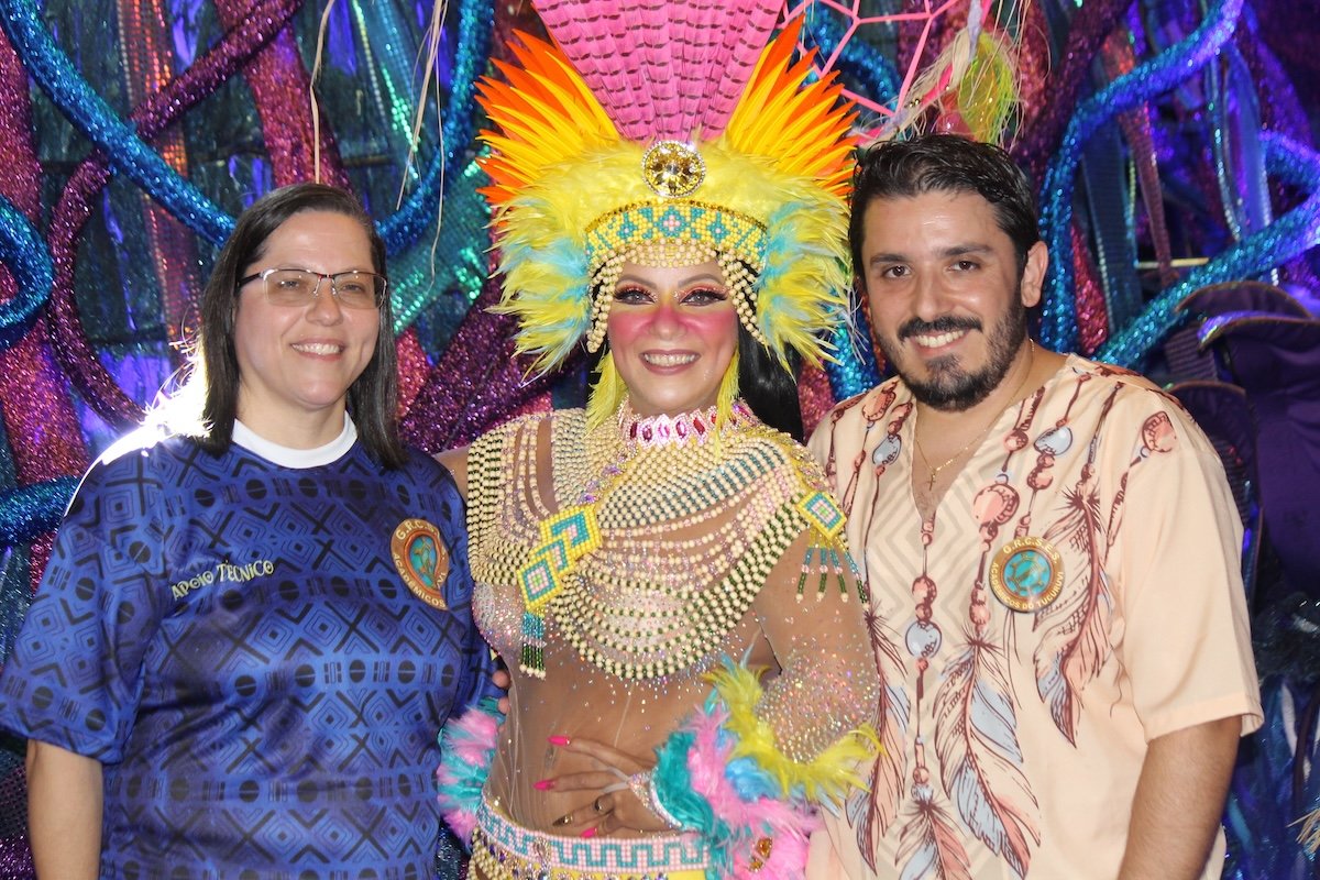 Camila, Thais e Caio Moreira - Crédito da Foto: Renato Cipriano / Zuleika Ferreira - Divulgação