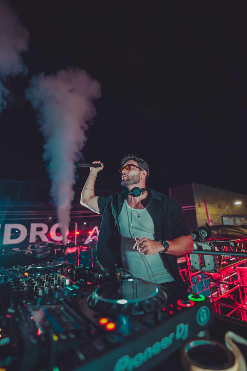 DJ EME - Foto: Divulgação / Caldi