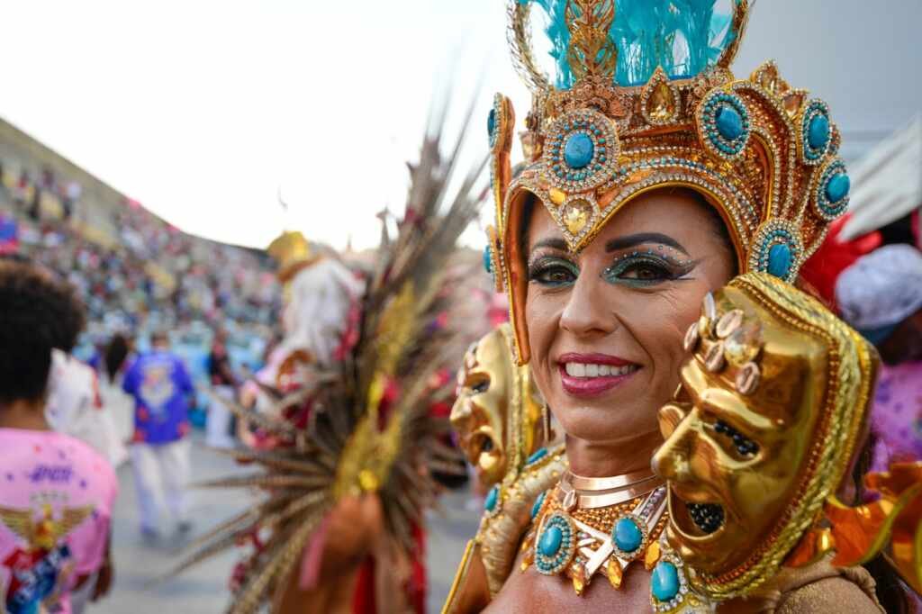 Musa da União da Ilha, Tatiana Breia vive expectativa da apuração do carnaval 15 Tatiana Breia Fotos Alexandre Vidal 20